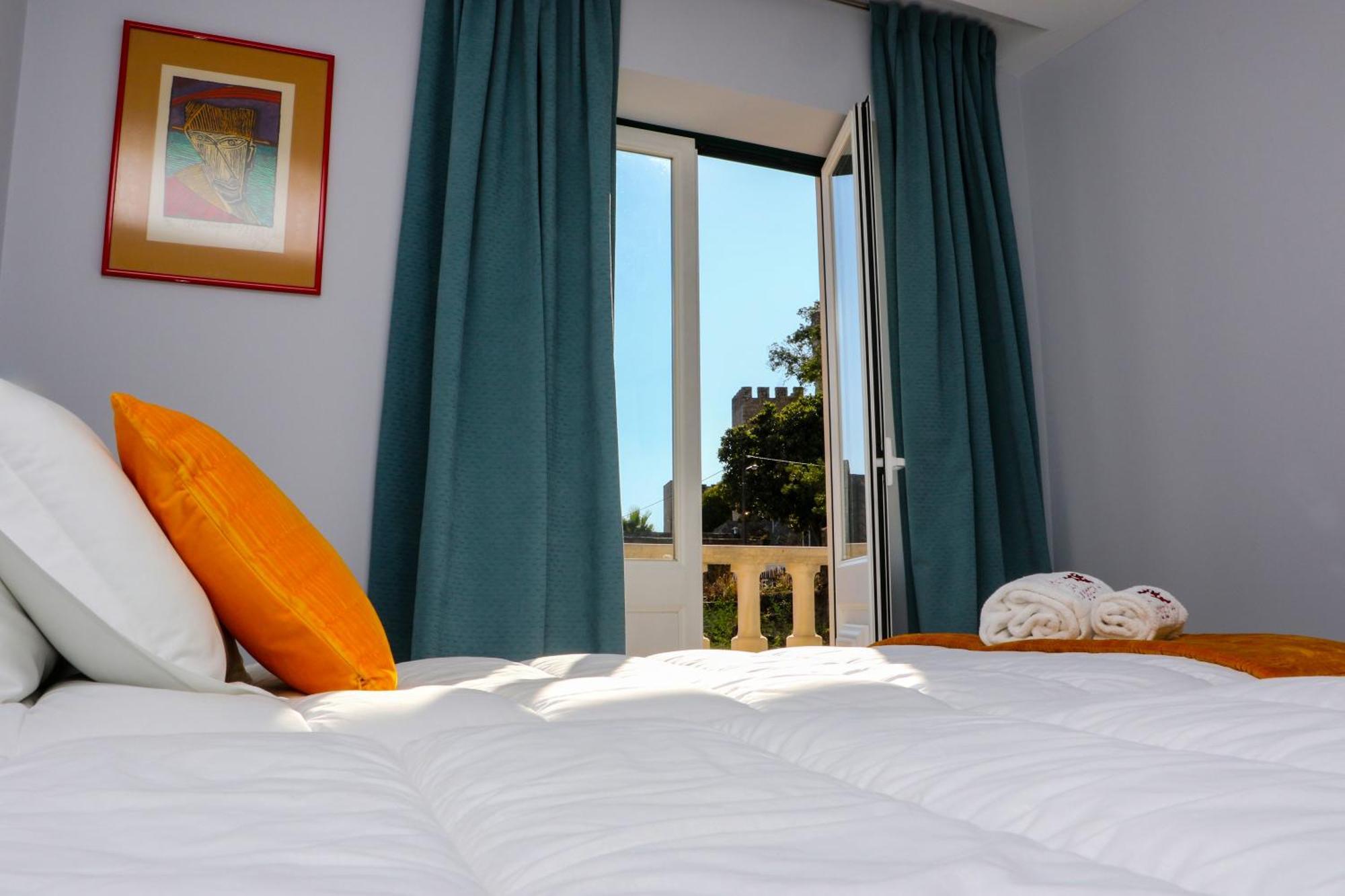 Hotel Dos Cavaleiros Torres Novas Buitenkant foto