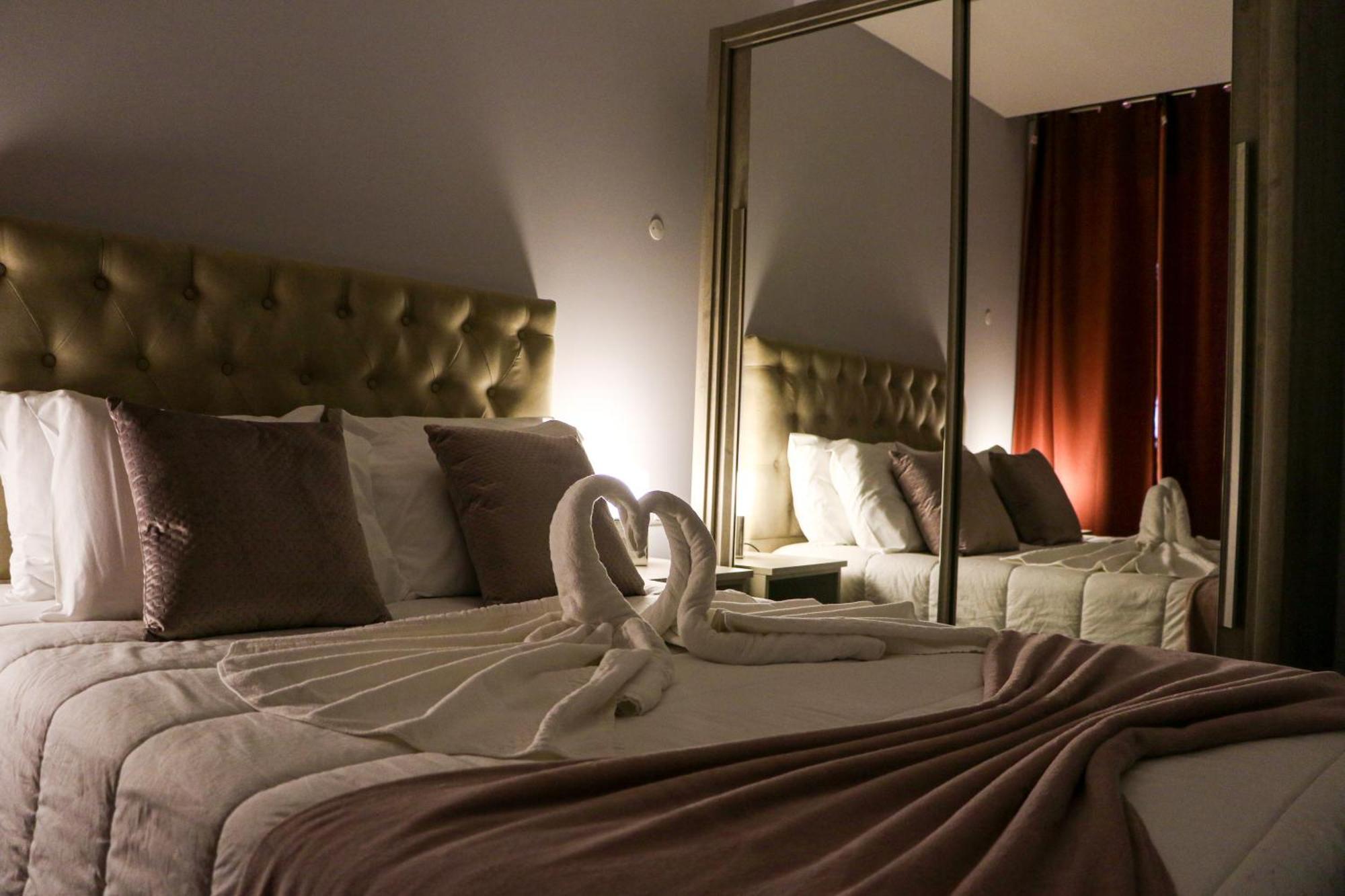 Hotel Dos Cavaleiros Torres Novas Buitenkant foto