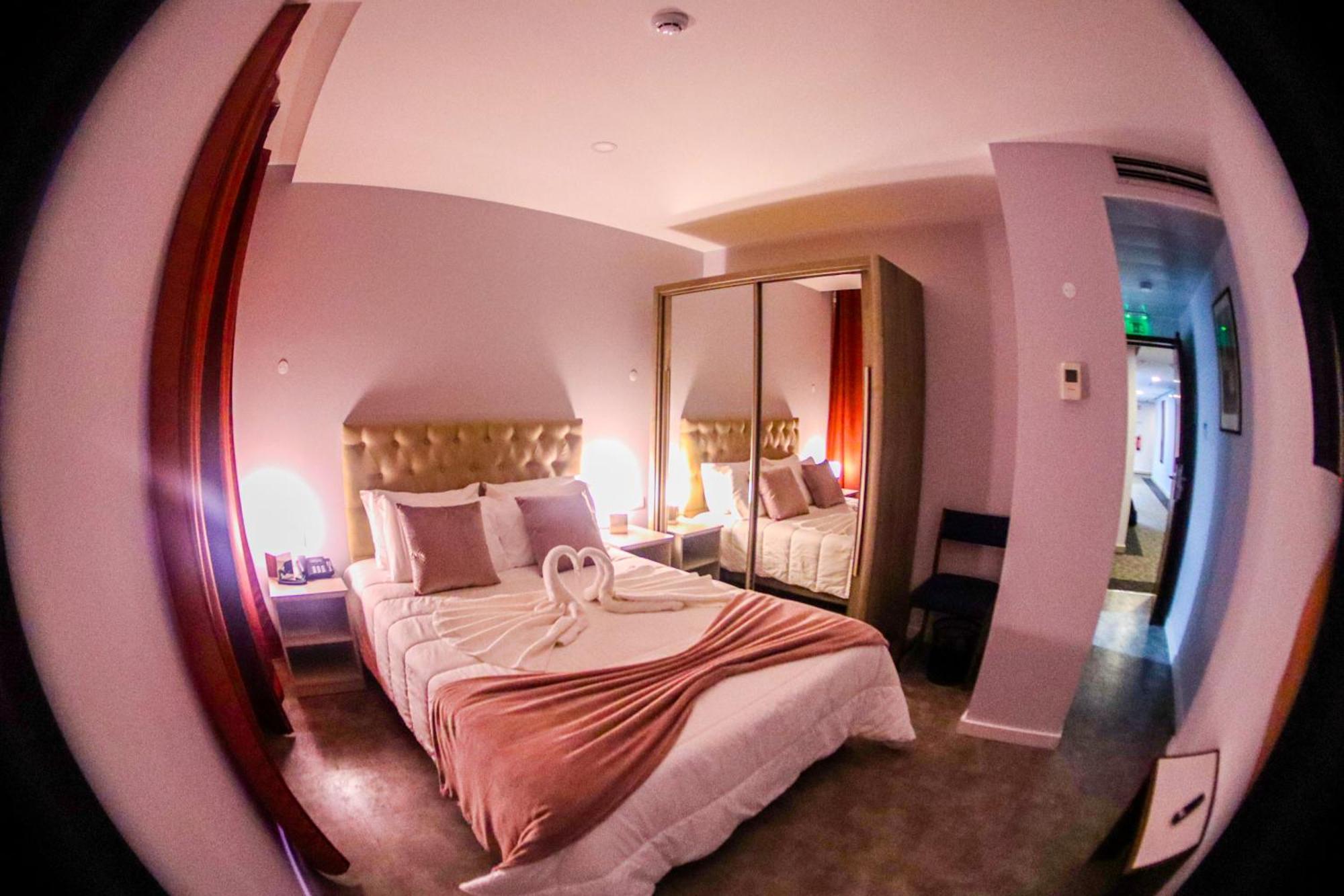 Hotel Dos Cavaleiros Torres Novas Buitenkant foto